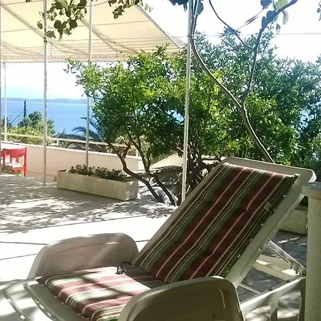 Διαμέρισμα Bella *